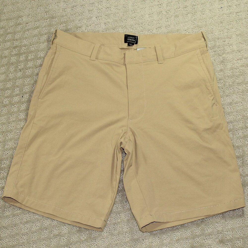 NWOT J.Crew Mens Stretch Flex Land Water Shorts Tan Size 31 x 9